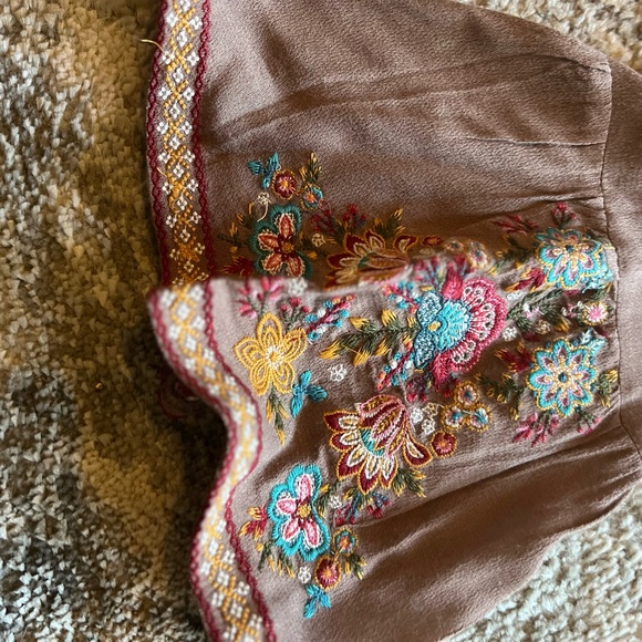 NWT Savanna Jane Embroidered Boho Bell Sleeve Dress M - Picture 5 of 7